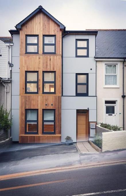 George24 - Spectacular, 5 Minutes To The Beach Newquay  Exterior photo
